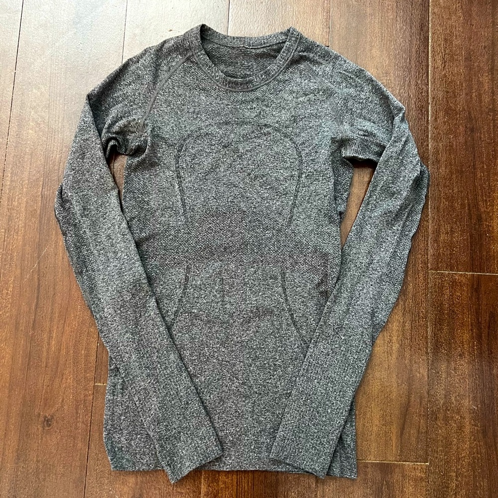 Lululemon Swiftly Long Sleeve ORIGINAL Release Gray 4